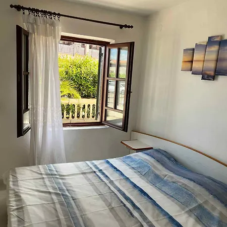 One-bedroom 2